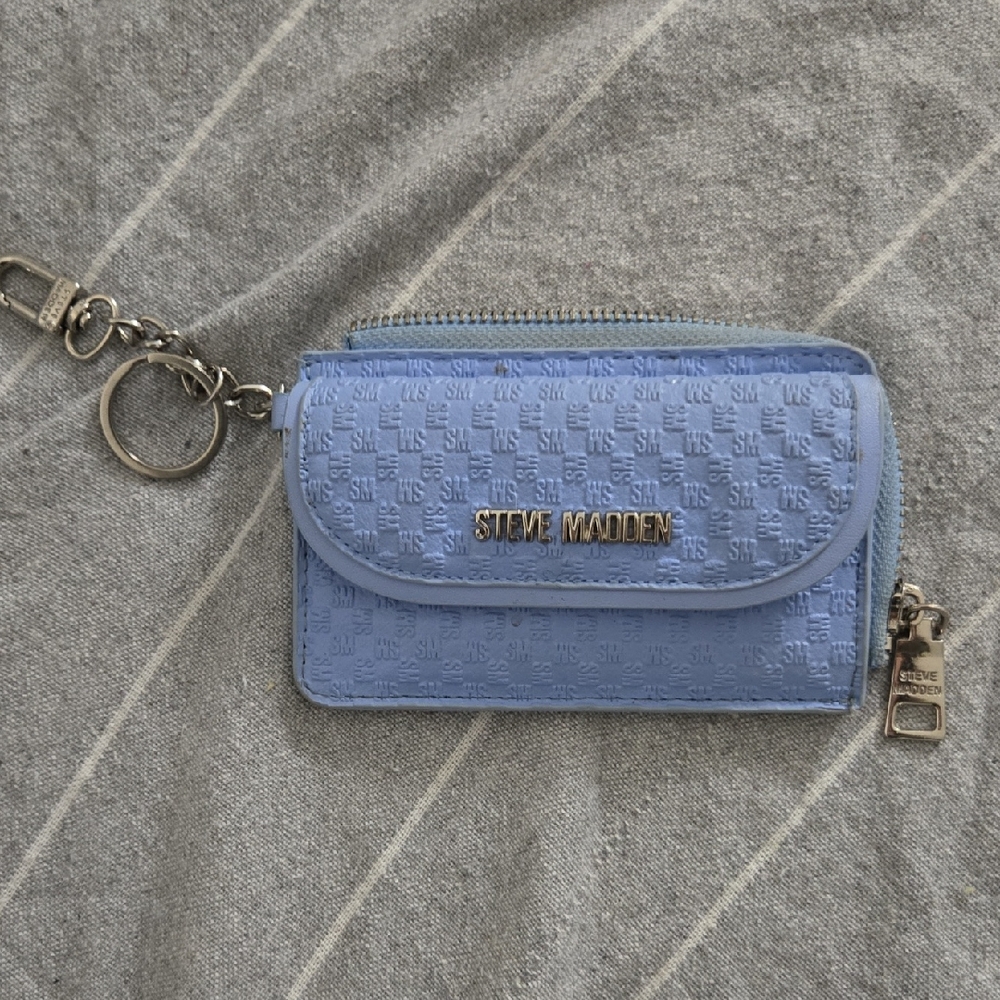 Steve Madden Periwinkle Embossed Logo Keychain Wallet